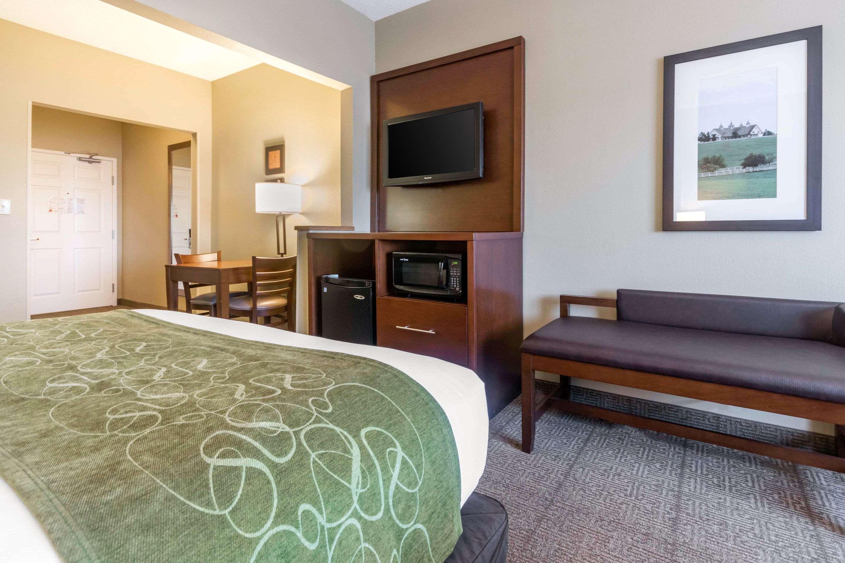 Comfort Suites Keeneland Лексингтон Екстер'єр фото
