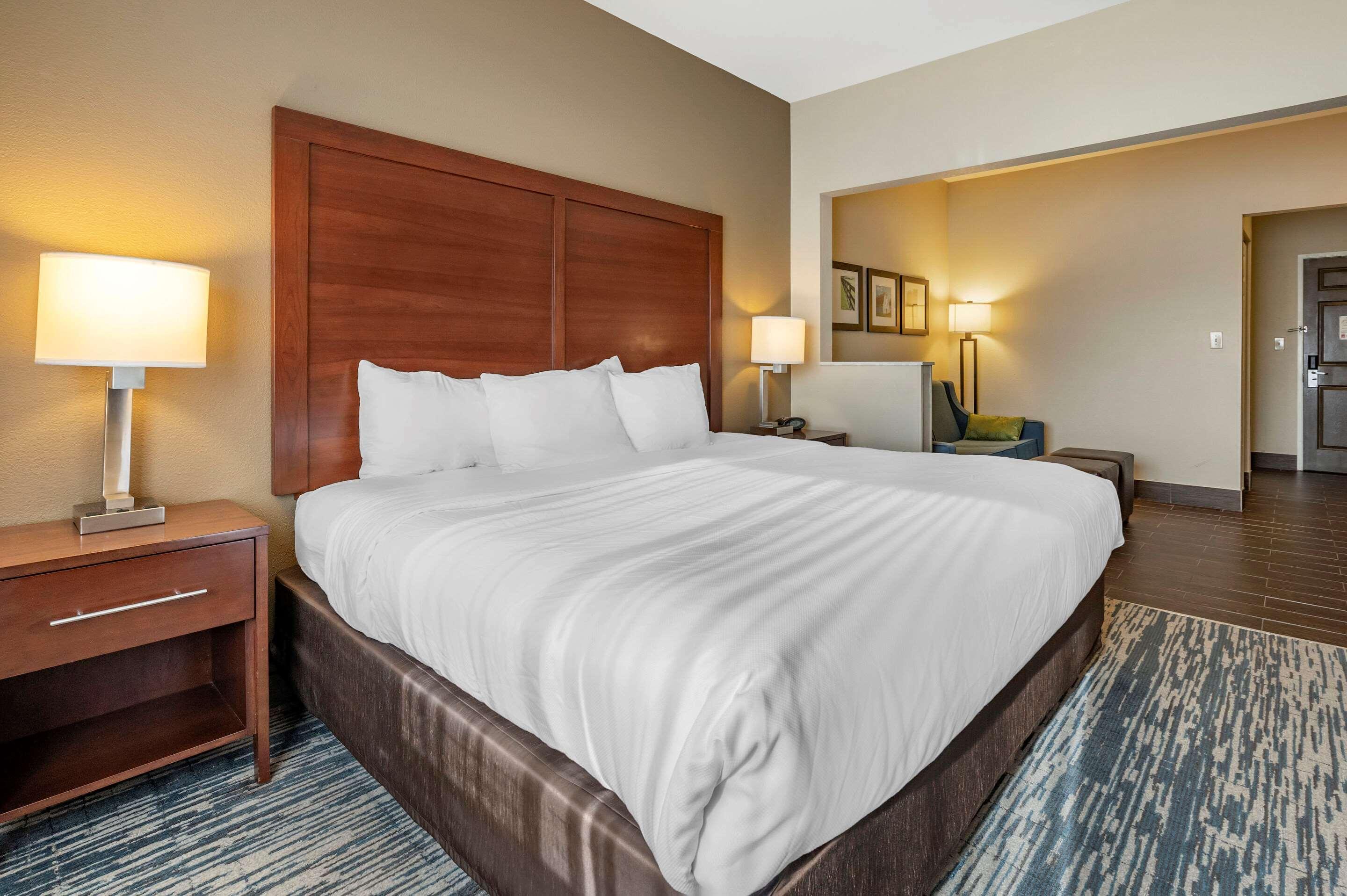 Comfort Suites Keeneland Лексингтон Екстер'єр фото
