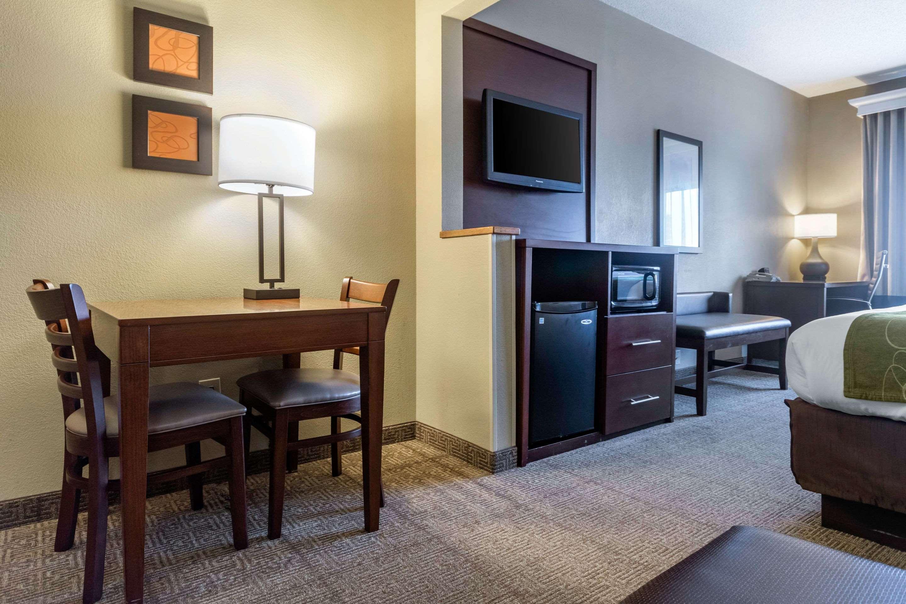 Comfort Suites Keeneland Лексингтон Екстер'єр фото