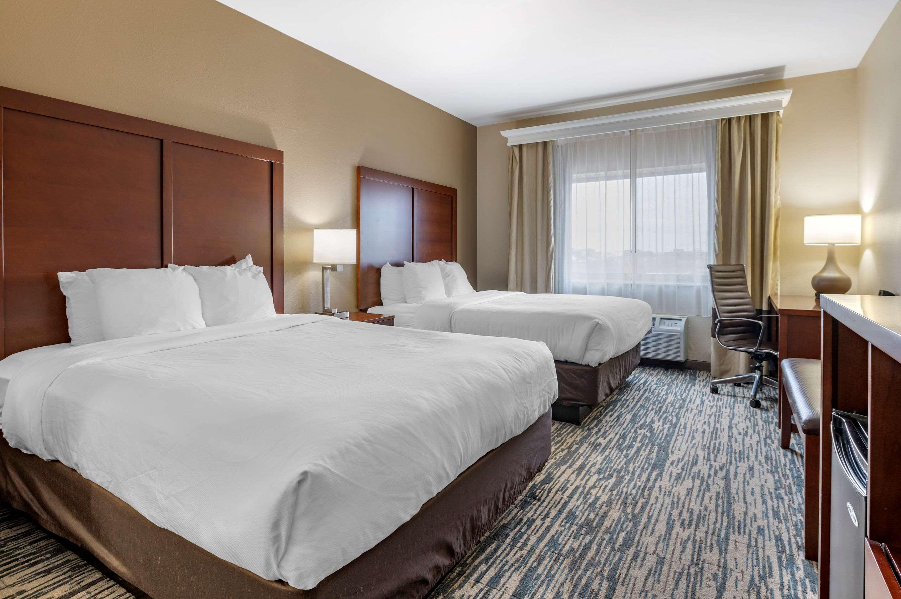 Comfort Suites Keeneland Лексингтон Екстер'єр фото